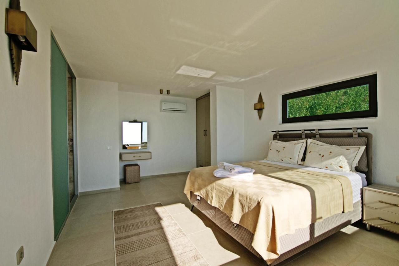 Villa With A Private Heated Pool, Jacuzzi, Overlooking Spectacular Views Of The Sea Каш Экстерьер фото